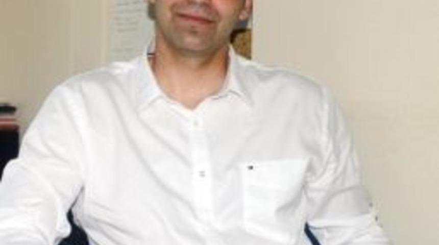 "ilerleyen Yaşlarda S&uuml;nnet &Ccedil;ocuğu Ruhsal Sıkıntıya Sokabilir"