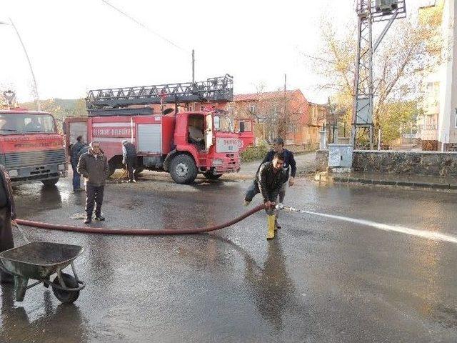 Eleşkirt Belediyesi’nden Bahar Temizliği