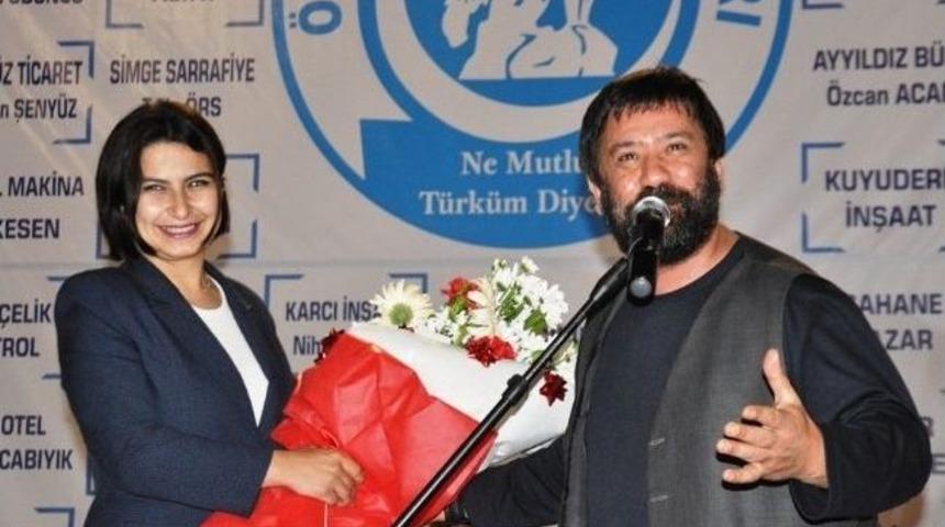 Osman &Ouml;ztun&ccedil; T&uuml;rk&ccedil;&uuml;l&uuml;k G&uuml;n&uuml;&rsquo;nde &Ouml;demişliler'le Buluştu