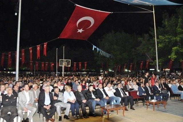 Osman &Ouml;ztun&ccedil; T&uuml;rk&ccedil;&uuml;l&uuml;k G&uuml;n&uuml;&rsquo;nde &Ouml;demişliler le Buluştu 1