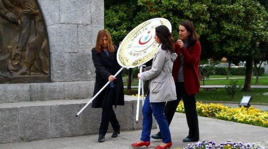 5 Mayıs Ebeler G&uuml;n&uuml;