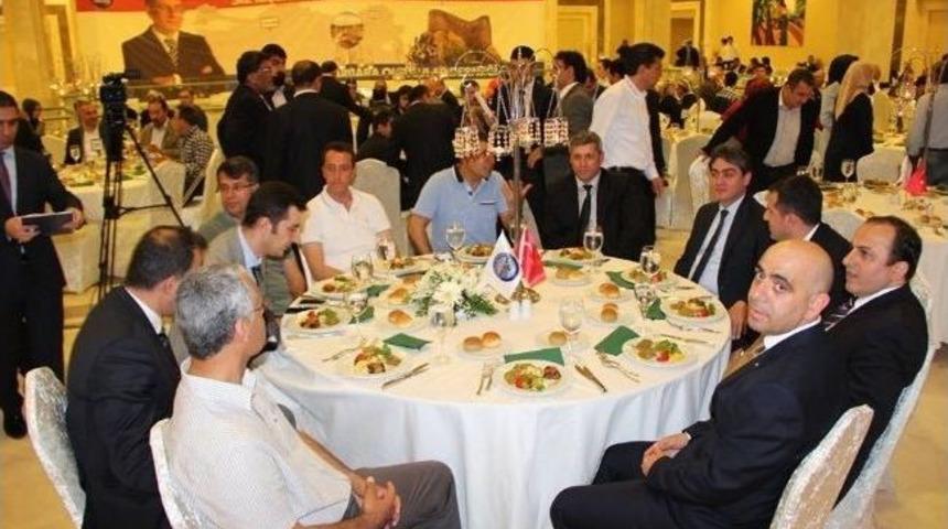 Marmara Oltulular Derneğinden Coşkulu 25 Mart Gecesi