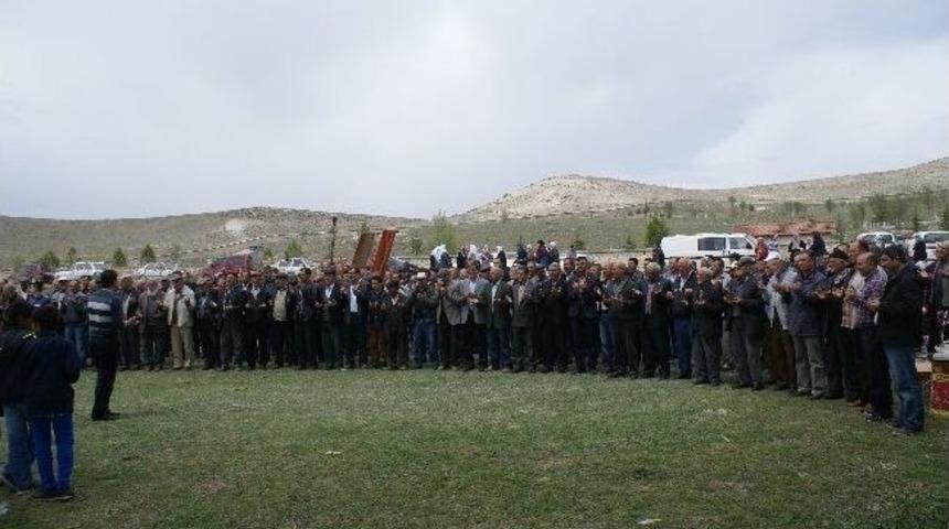 Seyitgazi'de Hırıdellez Eğlencesi Ve Yağmur Duası Yapıldı