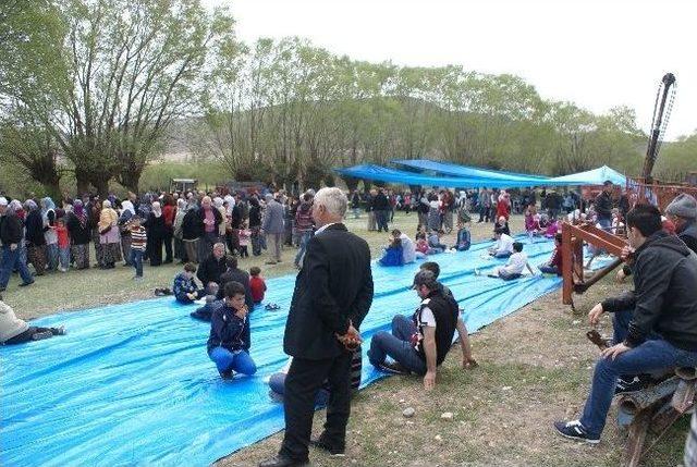 Seyitgazi de Hırıdellez Eğlencesi Ve Yağmur Duası Yapıldı 1