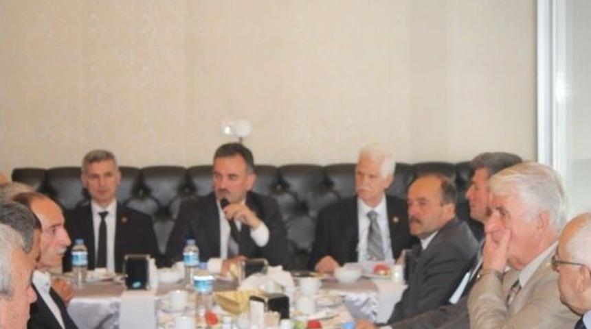 Yılmaz, Muhtarları Dinledi