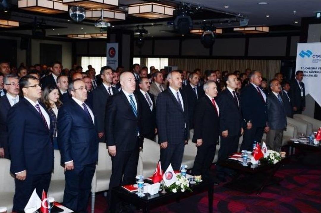 "kamuda Y&ouml;netici Yetkinliklerinin Artırılması B&ouml;lgesel Eğitim Programı" Başladı