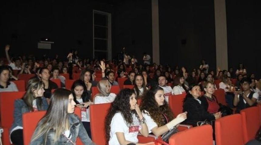 Bilecik Belediyesi Hizmetleri Gediz &Uuml;niversitesi'nde Anlatıldı