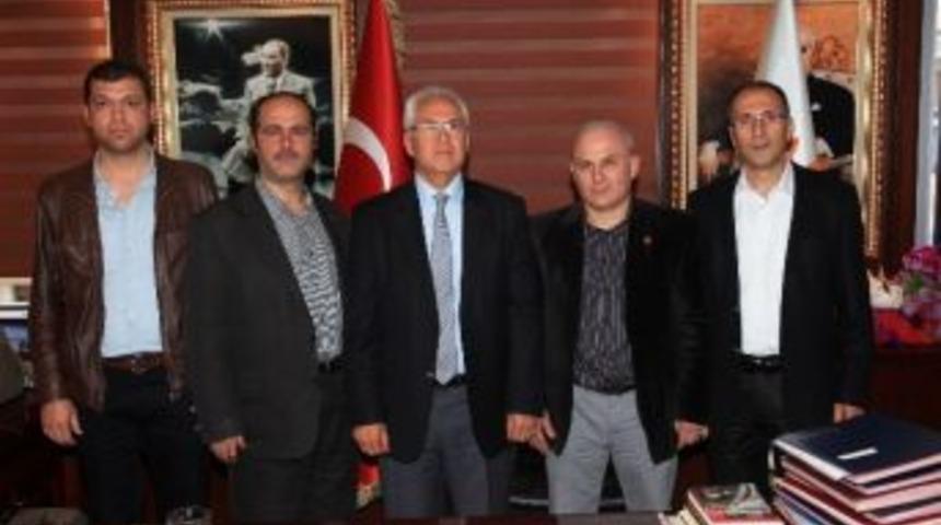 Kasiad&rsquo;dan Selvitopu'na Tebrik