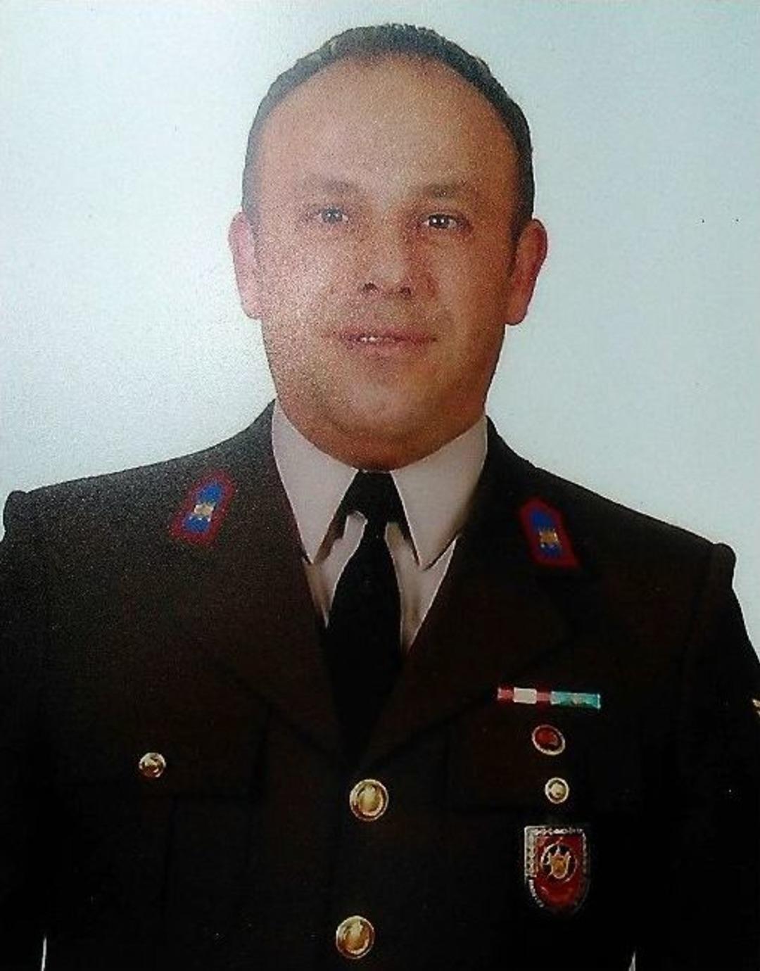 G&ouml;rev Sırasında Kalp Krizi Ge&ccedil;iren Astsubay Balıkesir'de Toprağa Verildi