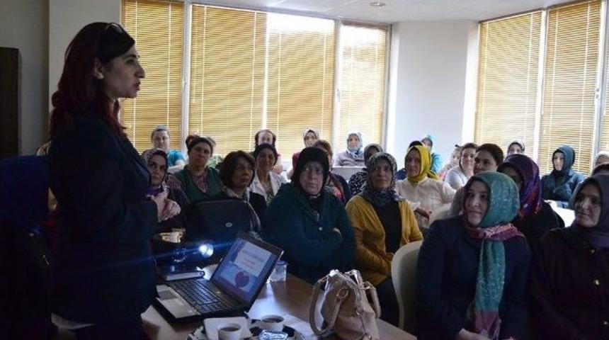 Kursiyerlere Sağlıklı Yaşam Semineri