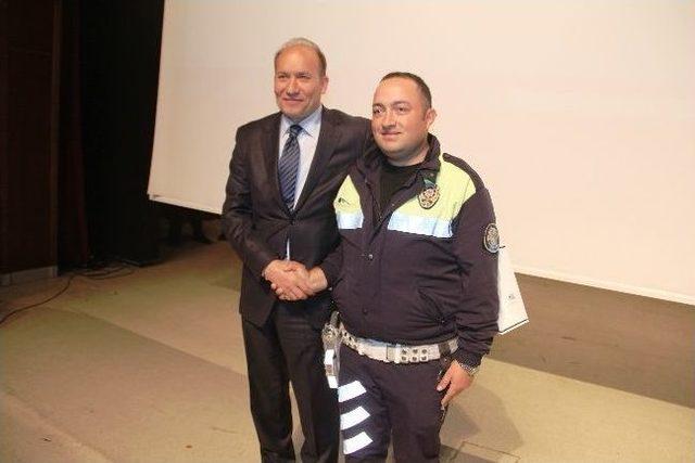 Iğdır&rsquo;da &lsquo;karayolu G&uuml;venliği Ve Trafik Haftası&rsquo; Etkinliği 1