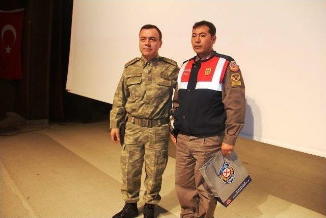 Iğdır&rsquo;da &lsquo;karayolu G&uuml;venliği Ve Trafik Haftası&rsquo; Etkinliği 2