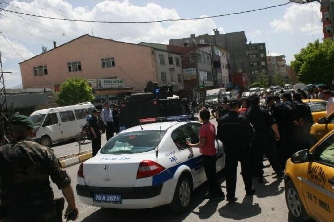 Iğdır&rsquo;da Taşlı Sopalı Kavga: 7 Yaralı