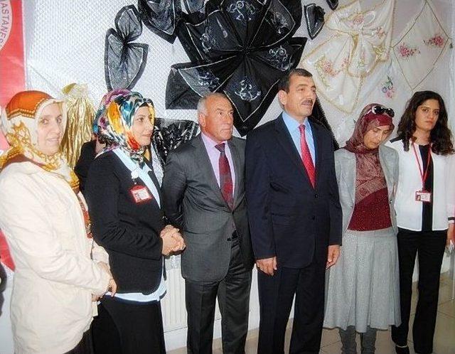 Hastalar Tarafından Sergi A&ccedil;ıldı 1