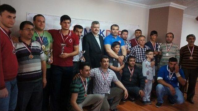 Denizli de Bilek G&uuml;reşi Turnuvası Nefes Kesti 1