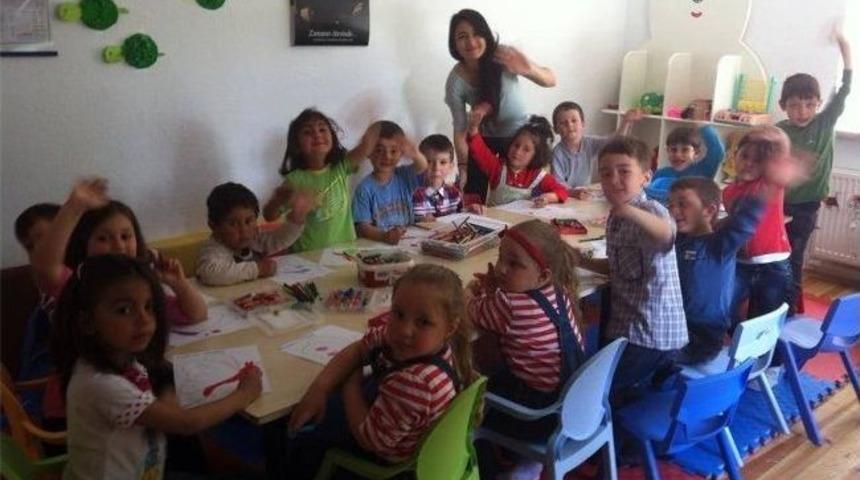 &Uuml;niversite &Ouml;ğrencileri &lsquo;topluma Hizmet&rsquo; Derslerine Katıldı