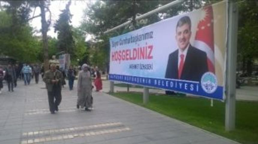 Kayseri Cumhurbaşkanı G&uuml;l'&uuml; Bekliyor