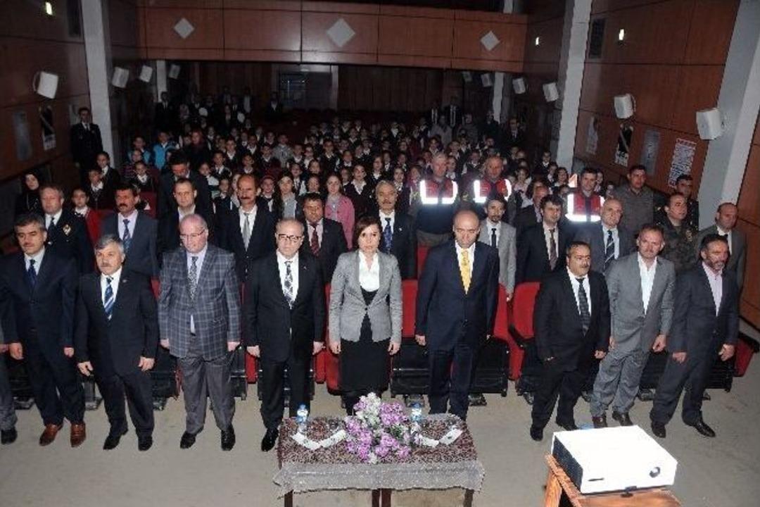 G&uuml;m&uuml;şhane&rsquo;de Karayolu Trafik Haftası Kutlanıyor