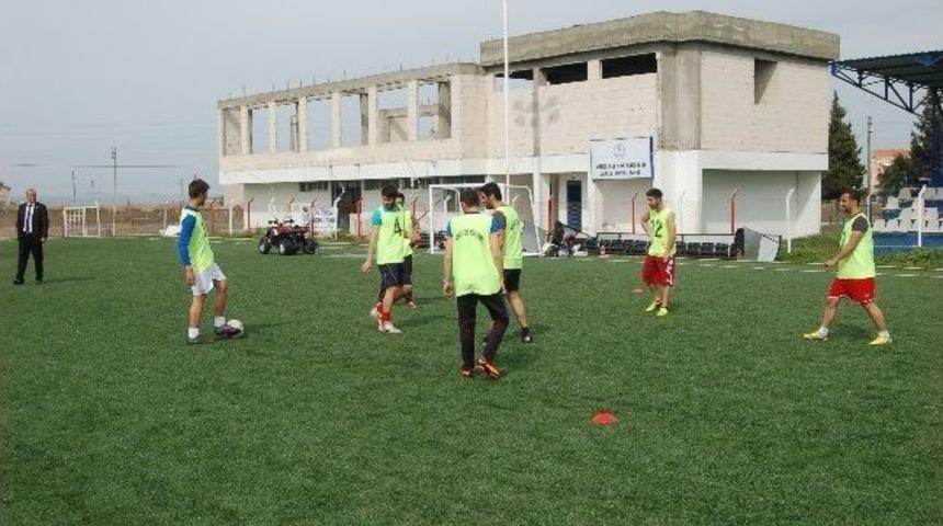 Akademik Futsal Ligi Şampiyonu Lapseki Meslek Y&uuml;ksek Okulu Oldu