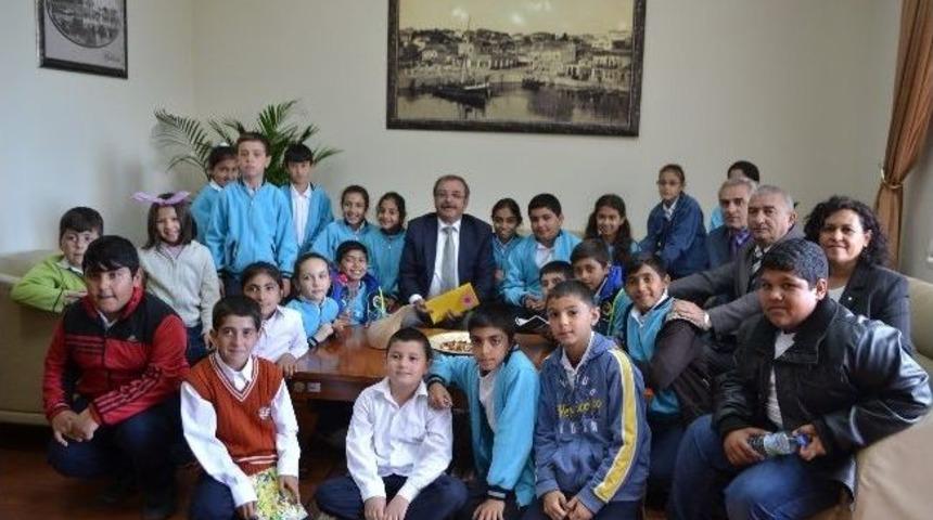 Gelibolulu &Ouml;ğrenciler Yerel Y&ouml;netimleri Tanıyor