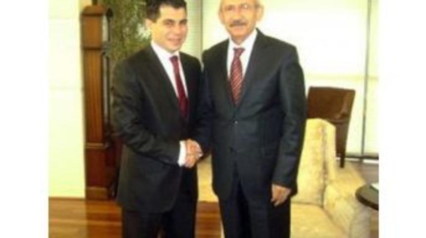 T&uuml;rkiye Gen&ccedil;lik Federasyonu Kılı&ccedil;daroğlu&rsquo;nu Yılın Siyaset Adamı Se&ccedil;ti