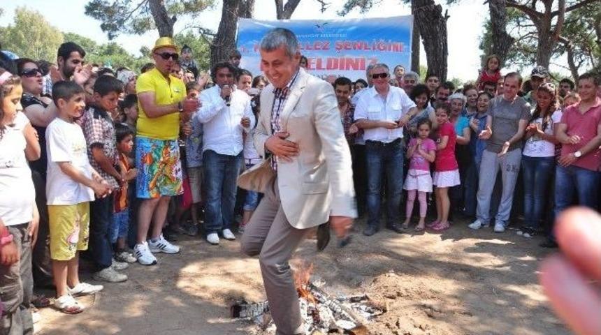 Hıdrellez Şenlikleri Ve Anneler G&uuml;n&uuml; Aynı G&uuml;n