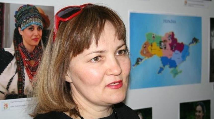 Kars Kafkas &Uuml;niversitesi&rsquo;nde "ukraynalılar G&uuml;zeldir" Sergisi