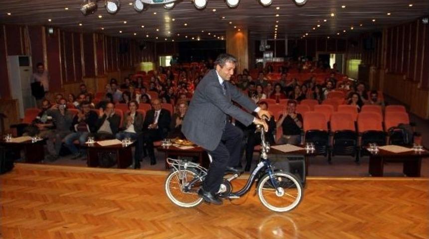 Bisikletin &Ouml;nemi Konuşuldu