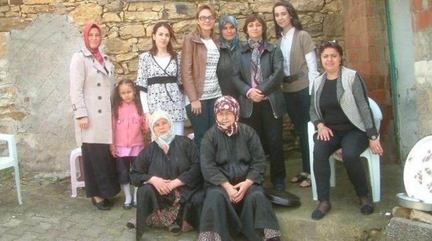 Burhaniye&rsquo;de K&ouml;yl&uuml;ler Ş&uuml;k&uuml;r Duasına &Ccedil;ıktı