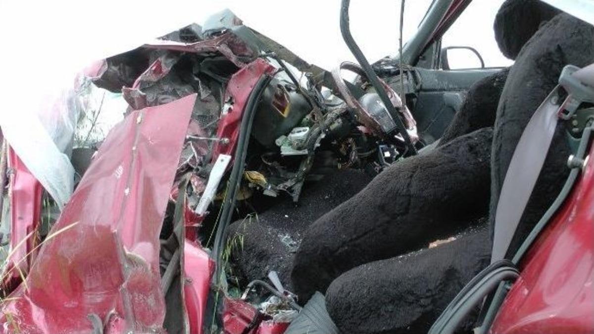 Otomobil Miksere Arkadan &Ccedil;arptı: 1 &Ouml;l&uuml;