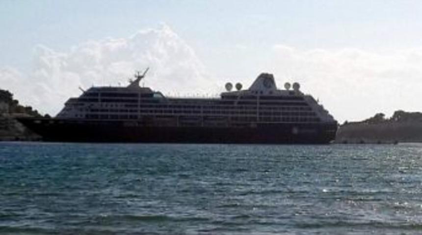 Ege Denizin&rsquo;deki G&ouml;&ccedil;men Faciası