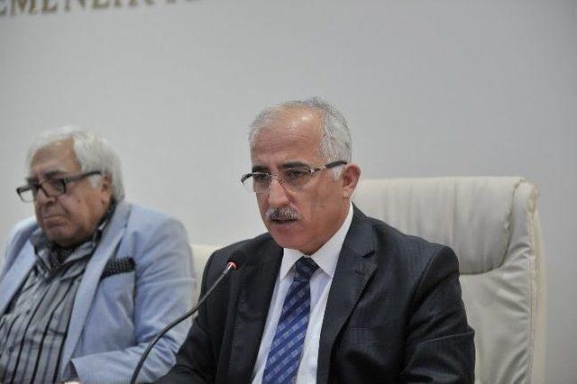 Türk Dünyası Yazarlar Birliği Meclis Toplantısı Eskişehir’de Yapıldı 2