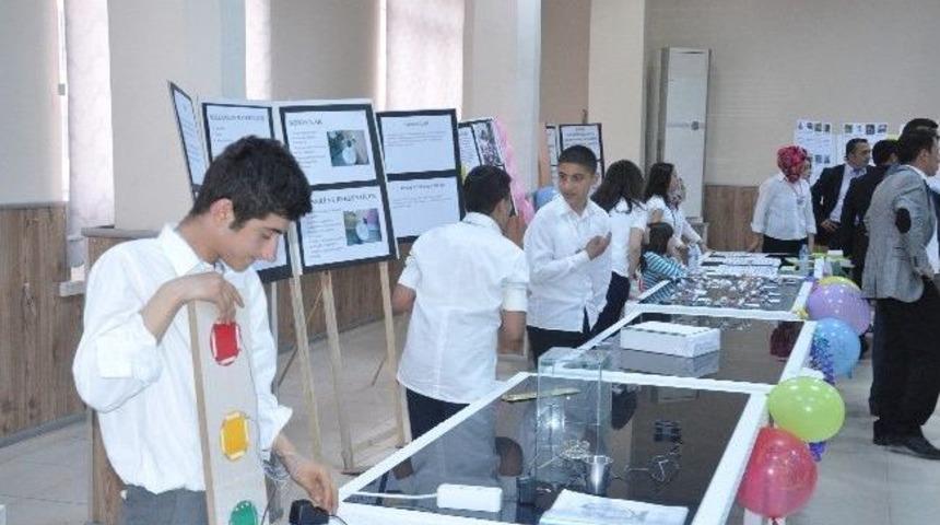 Yerk&ouml;y&rsquo;de T&uuml;bitak Bilim Fuarı A&ccedil;ıldı