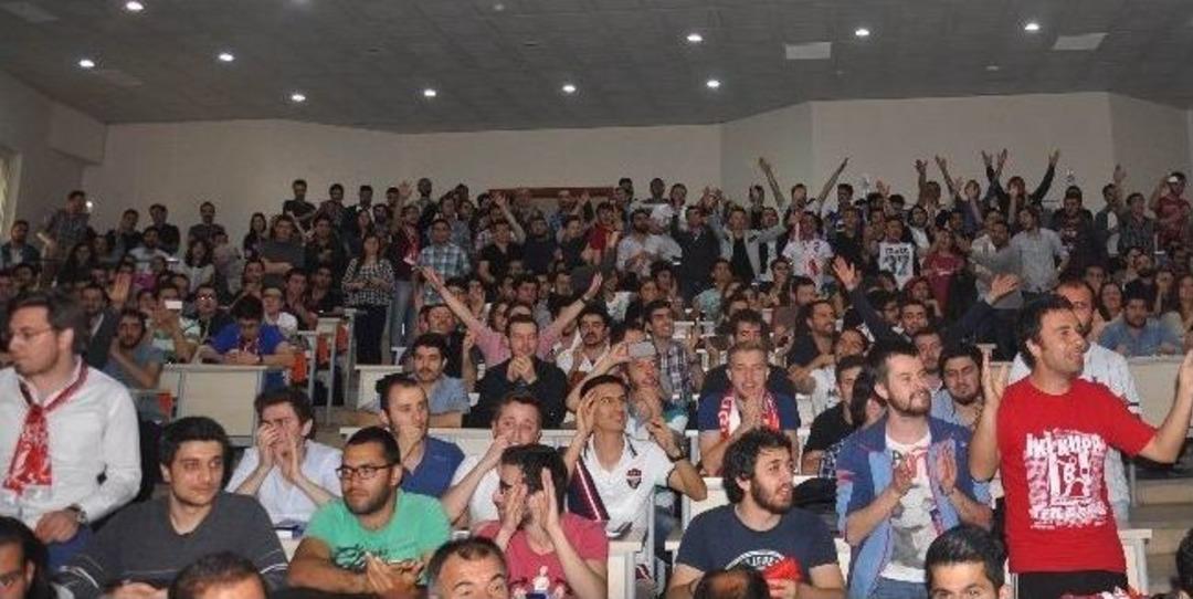 Balıkesirspor'da Keyifler Yerinde