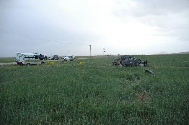 Karaman da Otomobil Takla Attı: 1 &Ouml;l&uuml;, 1 Yaralı 1