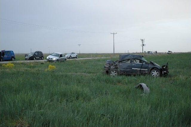 Karaman da Otomobil Takla Attı: 1 &Ouml;l&uuml;, 1 Yaralı 3