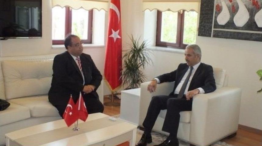 Rekt&ouml;r Birincioğlu&rsquo;ndan Kaymakam Aksoy&rsquo;a Ziyaret