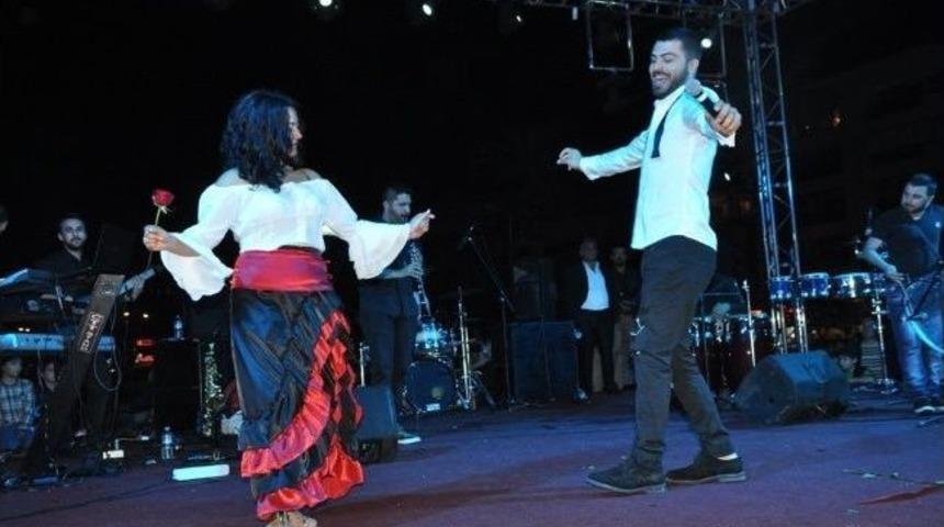 Kuşadası&rsquo;nda Hıdrellez Kutlamaları