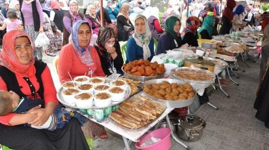 Erdemli'de Kur&rsquo;an Kursları Yararına Kermes