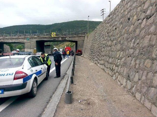 Tem'de Trafik Kazası: 1 Ölü