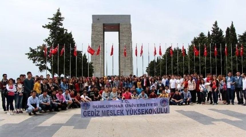&Ccedil;anakkale Şehitliği'ni Ziyaret Ettiler