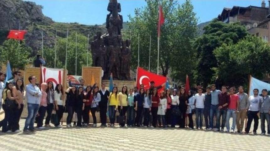 Y&uuml;ksekokul &Ouml;ğrencileri Gezi D&uuml;zenledi