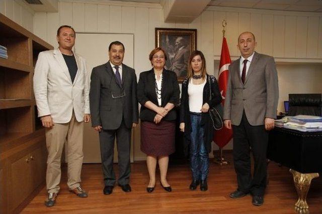 Konak ta Emekler Kazanca D&ouml;n&uuml;şecek 1