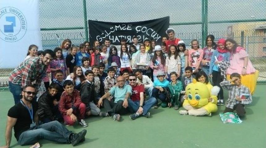 Manyaslı &Ouml;ğrenciler Pamukkale'de