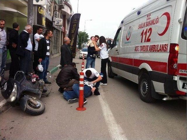 (&ouml;zel Haber) Motosikletteki Bebek &Ouml;l&uuml;mden D&ouml;nd&uuml;, Annesi Yaralandı 1