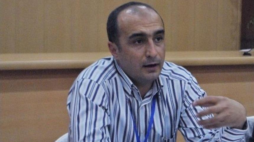 Yrd.do&ccedil;.dr. Emin Babacan: