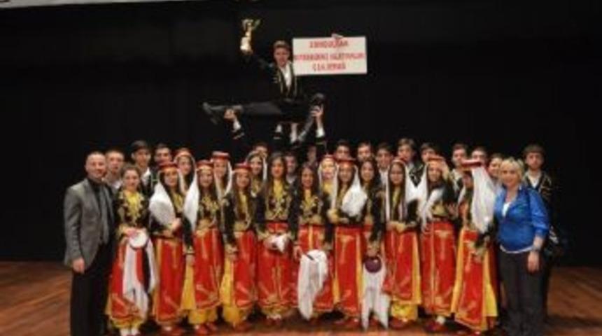 Batıkaradeniz Halk Oyunları Kul&uuml;b&uuml;, T&uuml;rkiye Finali'nde Zonguldak'ı Temsil Edecek