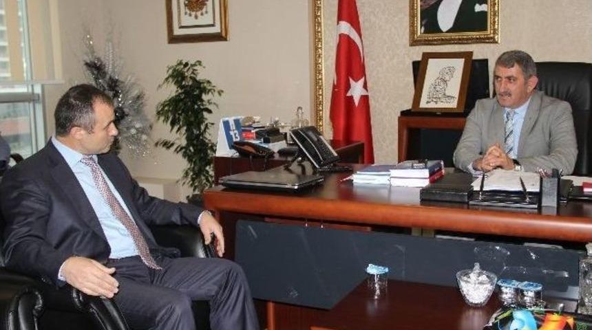 Sağlık Kurumları Y&ouml;neticilerinden Ak Parti&rsquo;ye Ziyaret