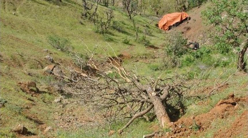 Askeri Ara&ccedil; Metrelerce Yuvarlandıktan Sonra Durabilmiş