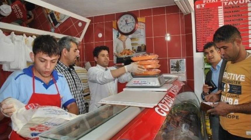 Demre&rsquo;de Hıdırellez Kasapların Y&uuml;z&uuml;n&uuml; G&uuml;ld&uuml;rd&uuml;